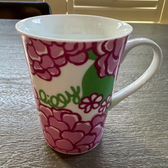 Lilly Pulitzer Other - Set of Two - Lilly Pulitzer "Life Lilly and the Pursuit of Happiness" Mug